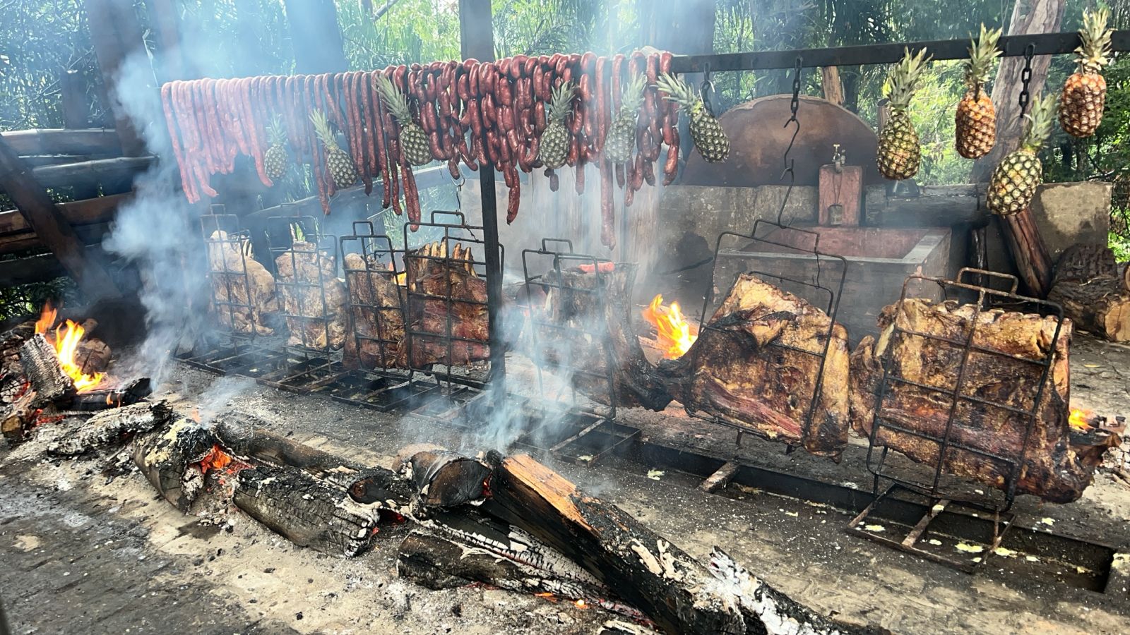 MAIRIPORÃ- COSTELÃO FOGO DE CHÃO